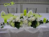 Hlavný stôl pre nevestu a ženícha