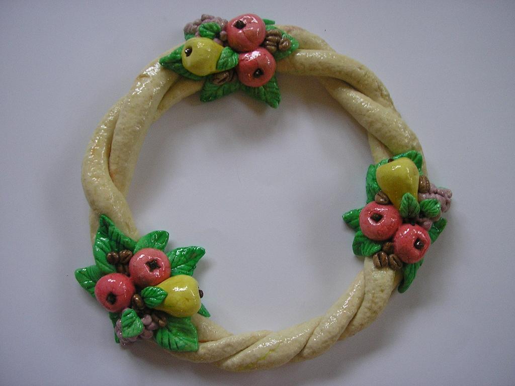 Kruh točený s ovocím